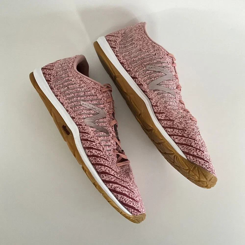 New Balance pink minimus